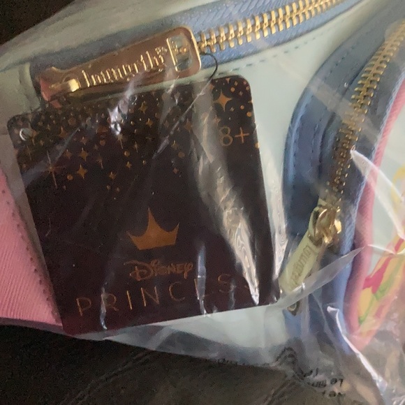 Loungefly Disney Beauty and the Beast Be Our Guest Fanny Pack/Belt Bag - Picture 6 of 7